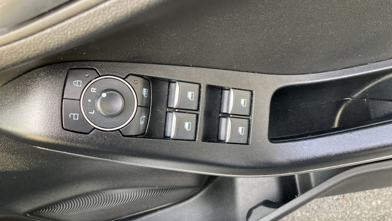 Ford Puma 1.0 EcoBoost Hybrid mHEV ST-Line 5dr Petrol Hatchback